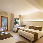 La Perla Del Golfo Otel