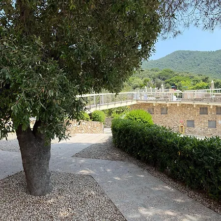 La Perla Del Golfo Otel