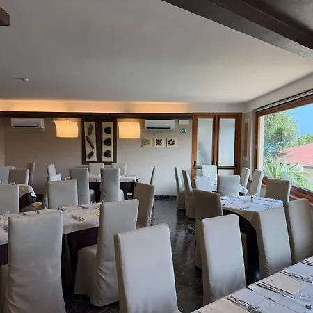 Otel La Perla Del Golfo