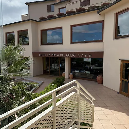 Otel La Perla Del Golfo